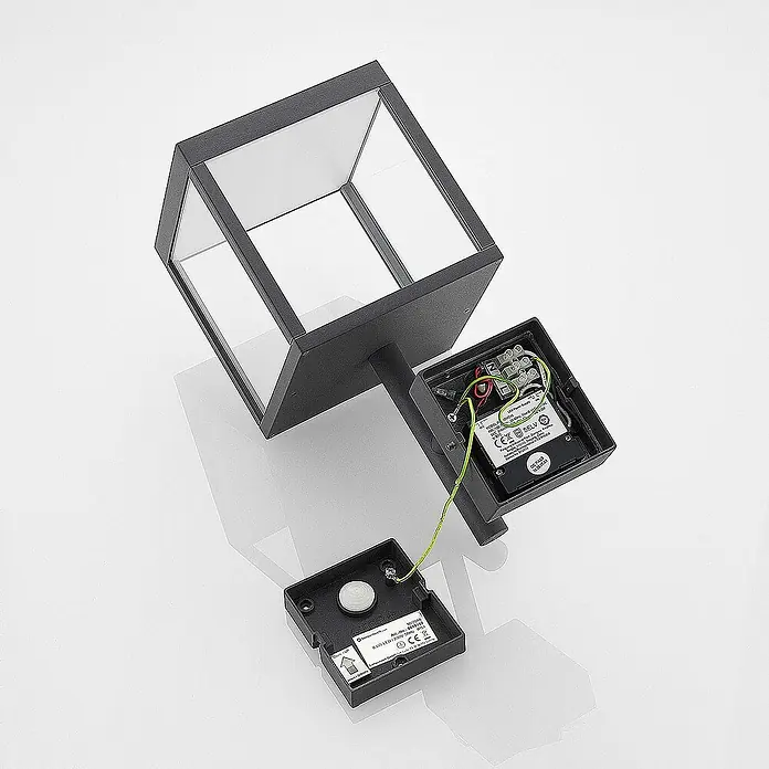 Lucande Außenwandleuchte Cube - 25,6 x 18 x 37 cm, schwarz, IP54