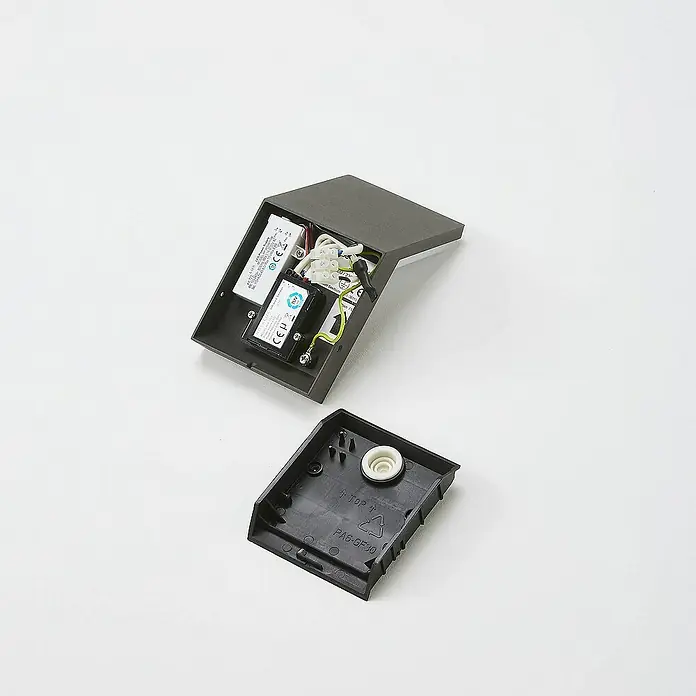 Lucande Außenwandleuchte Nevio - alu / grau / zink, IP54