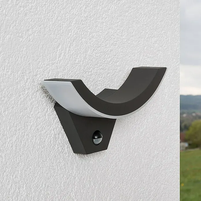 Lucande Außenwandleuchte Half - schwarz, schwarz, IP54