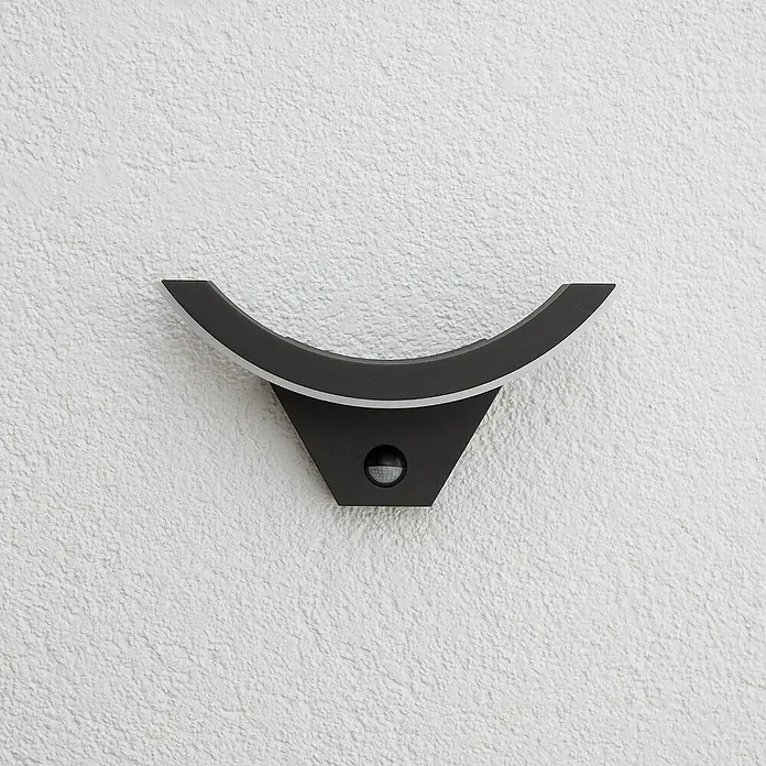 Lucande Außenwandleuchte Half - schwarz, schwarz, IP54