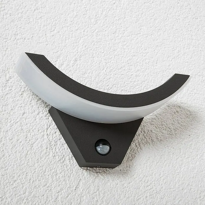 Lucande Außenwandleuchte Half - schwarz, schwarz, IP54