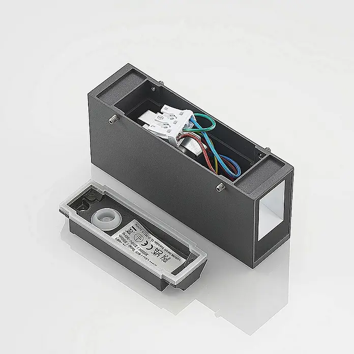Prios Außenwandleuchte Loriava - 7,5 x 4,5 x 16 cm, alu / grau / zink, alu / grau / zink, IP54