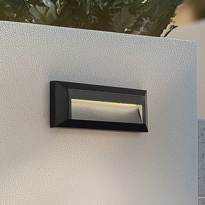 Lindby Außenwandleuchte Peker - schwarz, IP65