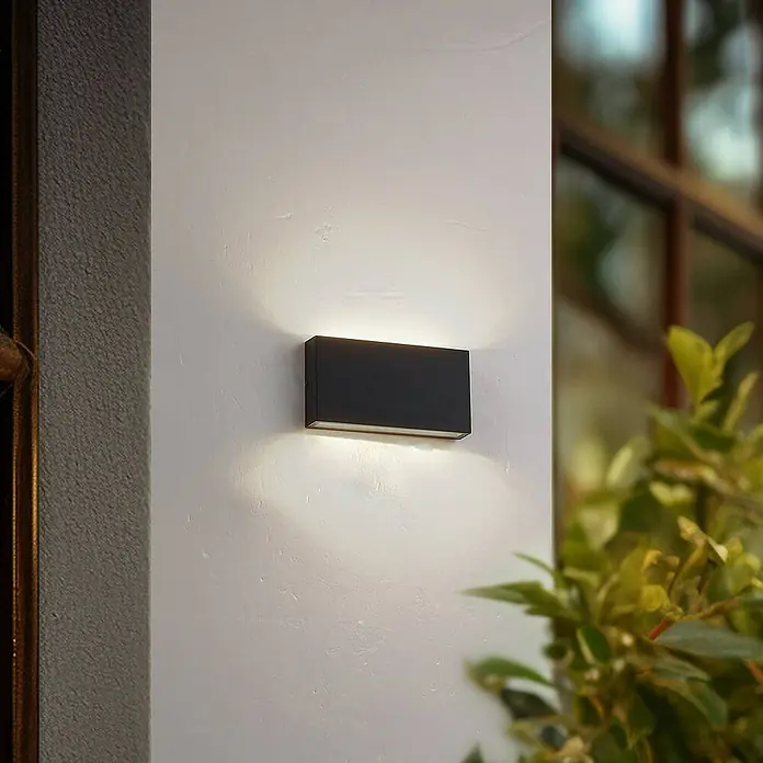 Lindby Außenwandleuchte Jarte - 3 x 17,5 x 9 cm, schwarz, IP54