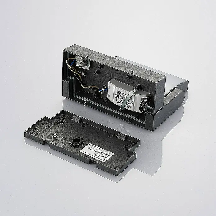 Lindby Außenwandleuchte Sherin - schwarz, IP54