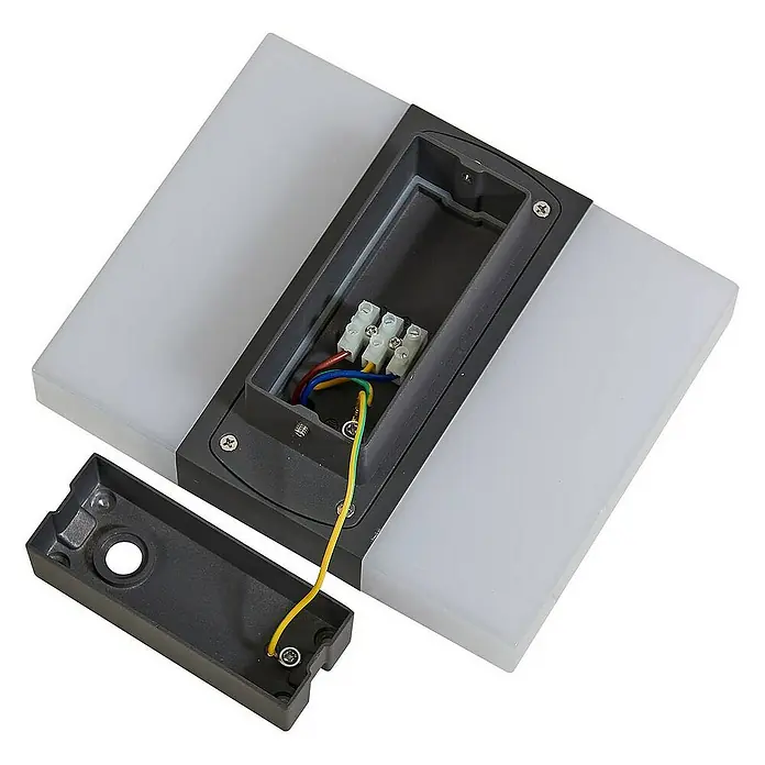 Lindby Außenwandleuchte Branor - schwarz, weiß / opal, IP54