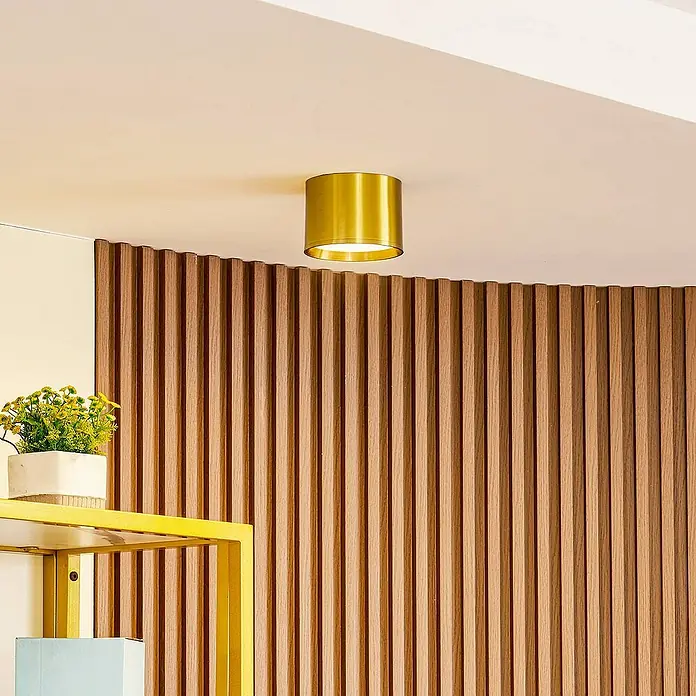 Lindby Deckenstrahler Nivoria - messing / gold