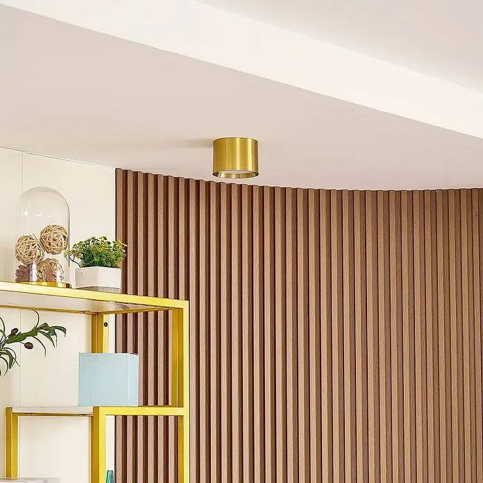 Lindby Deckenstrahler Nivoria - messing / gold