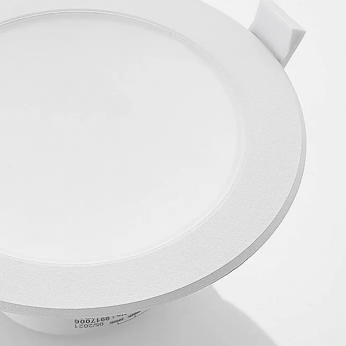 Prios Deckenstrahler Rida - L x B x H: 14,5 x 14,5 x 6,1 cm, weiß / opal, weiß / opal