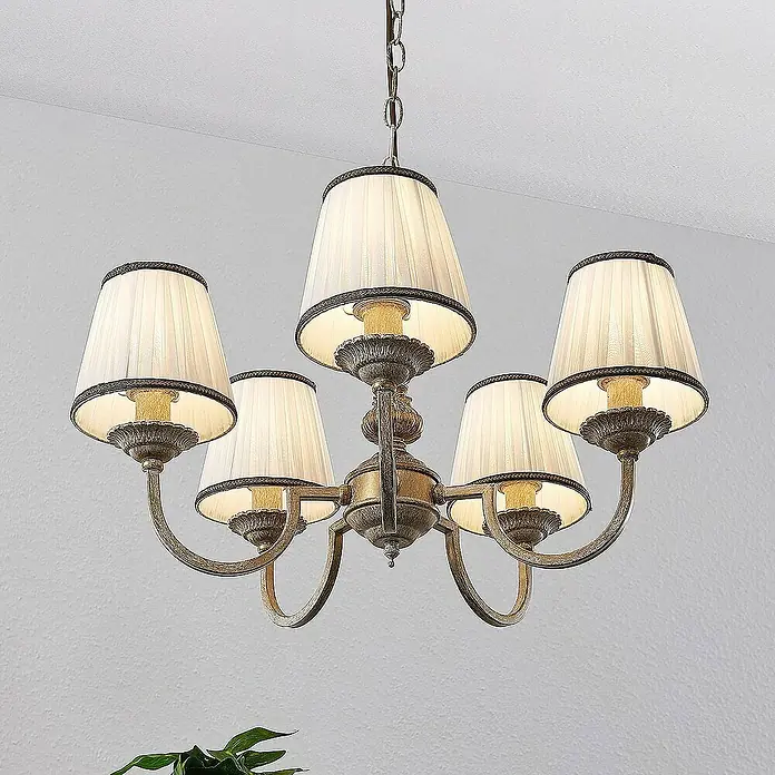 Lindby Kronleuchter Lumiel - creme, altmessing, E14