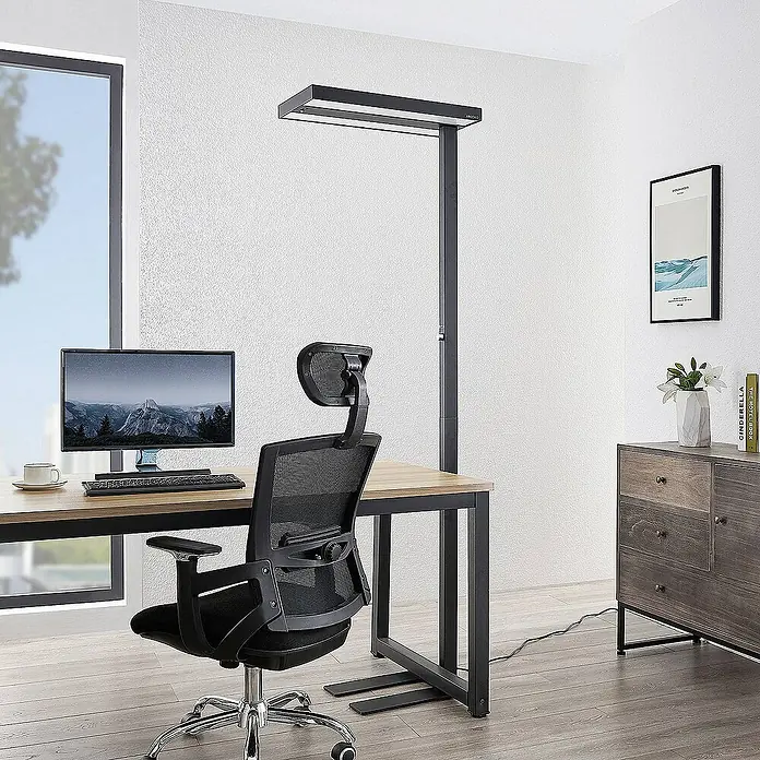 Arcchio Stehleuchte Logan Pro - schwarz, schwarz
