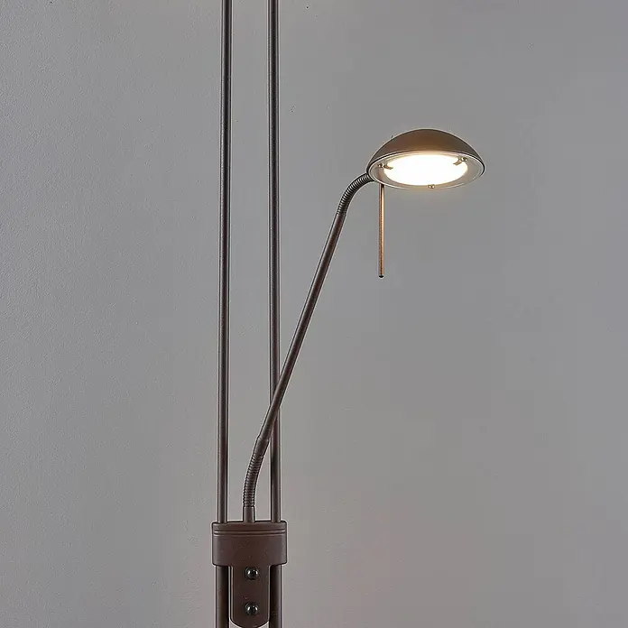Lindby LED-Deckenfluter Yveta - Höhe: 183 cm, braun / rost, Warmweiß