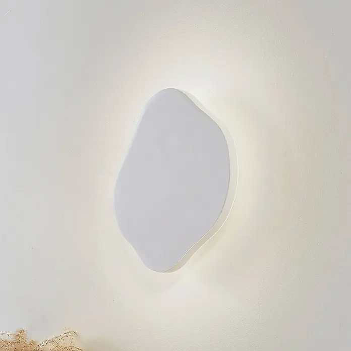 Lindby Wandleuchte Nielson - weiß / opal