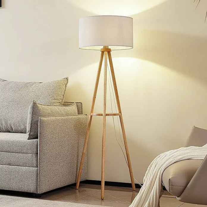 Lindby Stehleuchte Adamio - Höhe: 147 cm, Holz hell, weiß / opal, E27