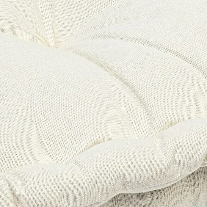 Cojín para asiento - 80 x 60 x 10 cm, Crudo, 100% algodón - Primer plano de un cojín de asiento color crema con un botón en el centro y textura de tela. El cojín se ve suave y cómodo.