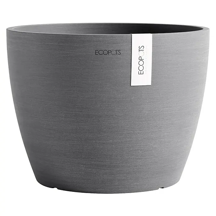Ecopots Pflanztopf Stockholm - Außenmaß (Ø x H): 31 x 23,5 cm, Kunststoff, Grau - Grauer ECOPOTS Blumentopf mit leicht strukturierter Oberfläche und einem weißen Etikett, das die Marke hervorhebt.