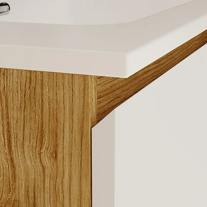 Mueble bajo de lavabo Open - An x Pr x Al: 60 x 43 x 64 cm, Blanco seda - Detalle de un mueble de baño con encimera blanca y detalles de madera, resaltando elementos de diseño modernos.
