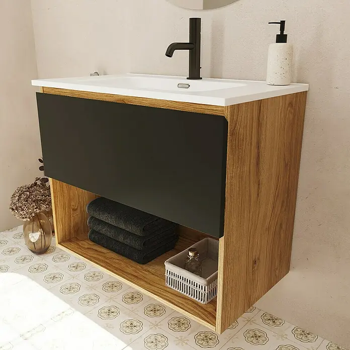 Mueble bajo de lavabo Open - An x Pr x Al: 90 x 43 x 64 cm, Negro - Mueble de baño moderno con lavabo, frente negro y estante de madera abierto con toallas y decoración.