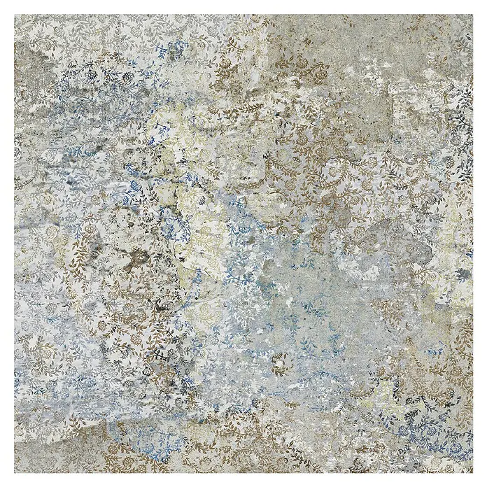 Feinsteinzeugfliese Carpet Natural - 100 x 100 cm, Vestige, Matt - Wandkunst mit floralem Muster in Blau- und Brauntönen, das an abgenutzte Tapeten erinnert, perfekt für einen Vintage-Look mit Charakter.