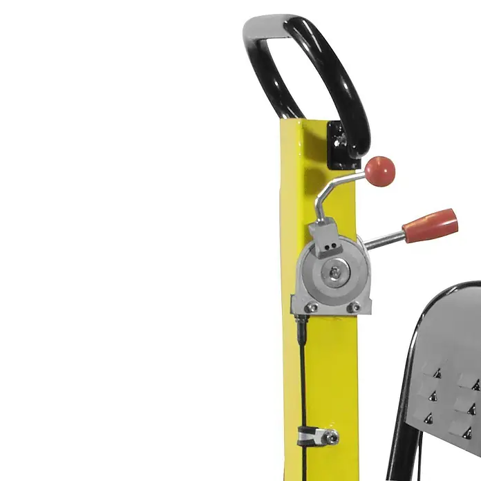 Güde Rüttelplatte GRP 260 - 8,2 kW, Verdichtungsdruck: 38 kN - Detailaufnahme einer gelben Hebevorrichtung mit Handgriffen und Bedienelementen zur Lastenbewegung.
