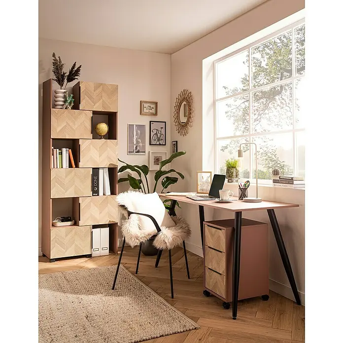 Schildmeyer Piazza Rollcontainer - L x B x H: 39,1 x 32,6 x 59,7 cm, Mauve, Anzahl Schubladen: 3 Stk. - Homeoffice-Ecke mit Schreibtisch, Rollcontainer und Regal in Holzoptik, kombiniert mit sanften Farben für eine stilvolle Arbeitsumgebung.