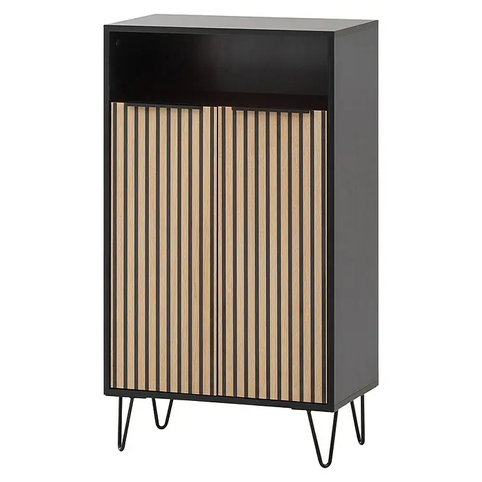 Schildmeyer Hank Schuhschrank - L x B x H: 33 x 60,2 x 107,9 cm, Schwarz/Artisan Eiche, Passend für: ca. 12 Paar Schuhe - Ein stilvoller Schrank mit zwei Türen. Das Design mit Lamellen und schlanken Metallbeinen macht ihn zu einem modernen Hingucker.