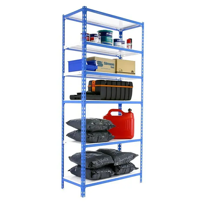 Simonrack Simonclick Metallregal Simonclick Plus - H x B x T: 250 x 90 x 30 cm, Traglast pro Boden: 180 kg, Anzahl Böden: 6 Stk., Stecken, Blau/Weiß - Ein blaues Metallregal mit sechs Ablagen, gefüllt mit verschiedenen Gegenständen wie Farbe, Kisten, Werkzeugkoffer und Säcken.