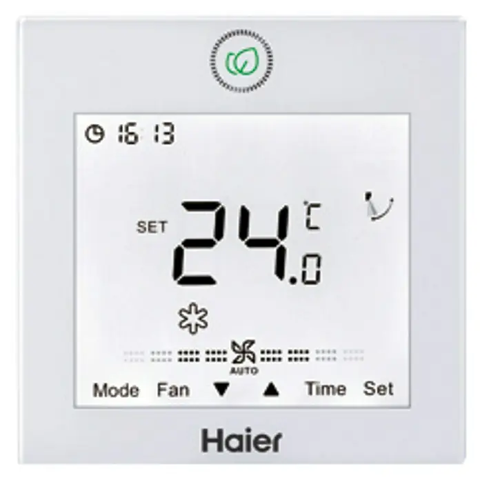 Haier Aire acondicionado por conductos AD50S2SM-H - 5.000 W, 6.000 W, 35 m² - 50 m², Blanco - Termostato Haier con pantalla digital configurada a 24.0°C, que ofrece modo automático y ajustes de ventilador para un control climático óptimo.