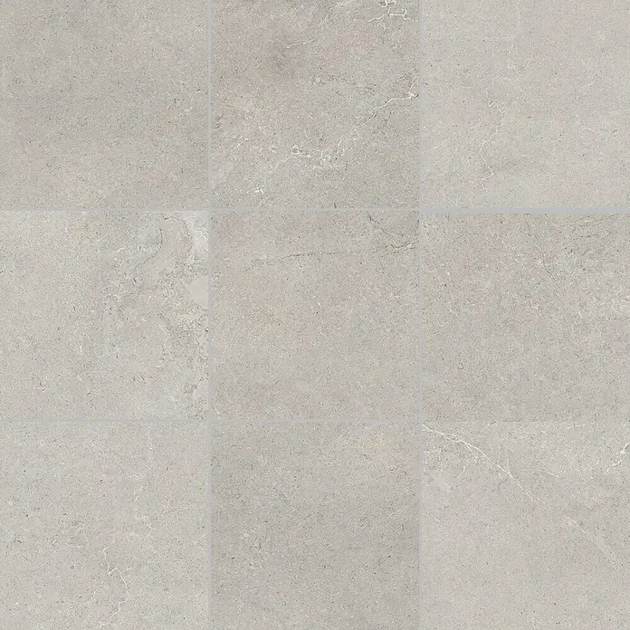 RAK Ceramics Feinsteinzeugfliese Valdi - 120 x 120 cm, Light Grey, Matt - Nahaufnahme von neun grauen Steinzeugfliesen mit subtilen Mustern, ideal für moderne Boden- und Wandgestaltungen.