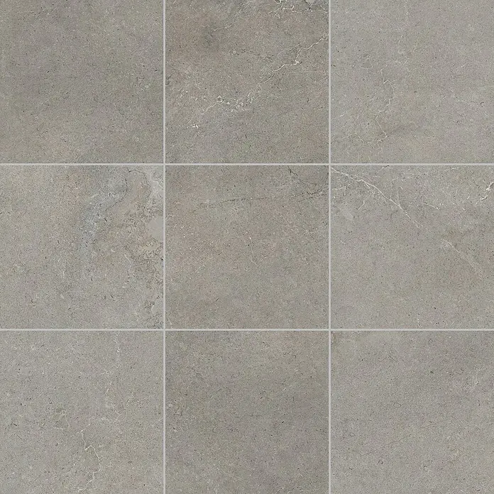 RAK Ceramics Feinsteinzeugfliese Valdi - 120 x 120 cm, Taupe, Matt - Graue Bodenfliesen in quadratischer Anordnung mit feiner Marmorierung und dezenten Fugenlinien für ein modernes Raumambiente.