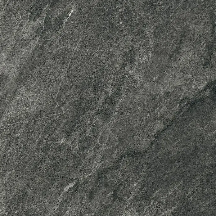 Terrassenfliese Total Stone - 60 x 90 x 2 cm, Grafit, Matt - Abstraktes Bild einer dunklen Marmoroberfläche mit feinen, hellen Adern, ideal für Hintergründe und Texturen.