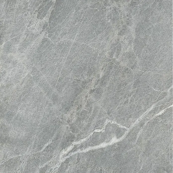 Terrassenfliese Total Stone - 60 x 90 x 2 cm, Grigio, Matt - Grauer Marmor mit subtilen weißen Adern, ideal für elegante Bodenbeläge und Wandverkleidungen, die jedem Raum ein luxuriöses Flair verleihen.