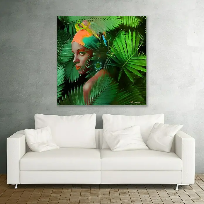 Lienzo Mujer Palmera - Mujer y palmera, An x Al: 80 x 80 cm, 1 pzs. - Una impresión en lienzo con tema de selva cuelga sobre un elegante sofá blanco. El arte colorido añade un toque tropical.