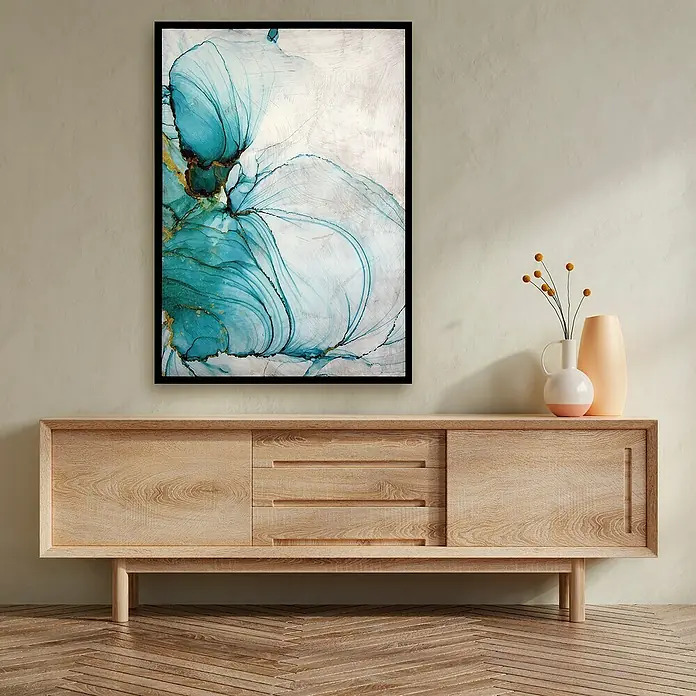Cuadro 513 - Abstracto 513, An x Al: 42 x 52 cm, 1 pzs. - Un aparador de madera clara con una pintura abstracta en tonos azules y dorados encima, creando un ambiente elegante y moderno.