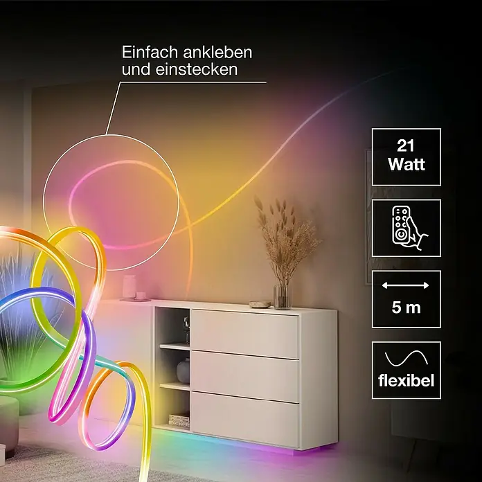 Osram Smart+ LED-Band Flex - Länge: 500 cm, Lichtfarbe: RGBW, 21 W, 2.500 lm, 220 V - 240 V - Bild einer flexiblen LED-Lichterkette mit verschiedenen Farben, die sich ideal zur Dekoration von Wohnräumen eignet.