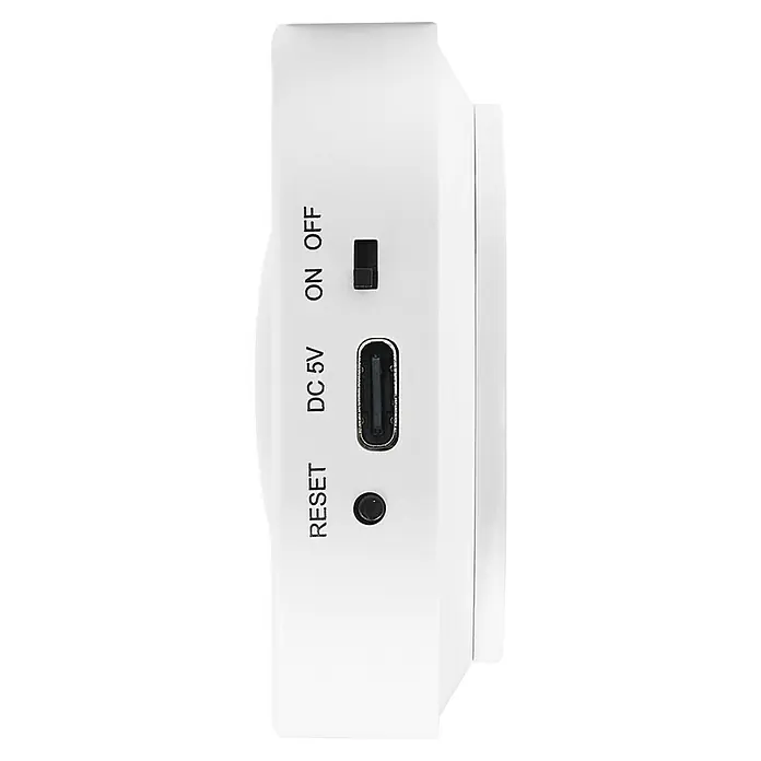 Osram Smart+ Bewegungsmelder - Weiß - Nahaufnahme eines weißen elektronischen Geräts mit Ein/Aus-Schalter, DC 5V-Anschluss und Reset-Taste für vielfältige Anwendungen.