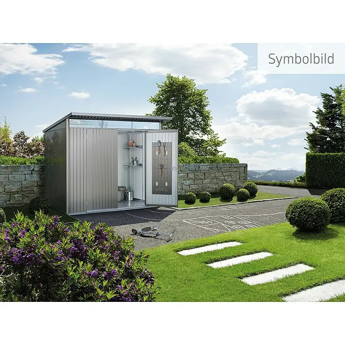 Biohort AvantGarde Gerätehaus - Außenmaß inkl. Dachüberstand (B x T): 260 x 300 cm, Einzeltür, Stahl - Ein geräumiger, silbergrauer Geräteschuppen mit offenstehenden Türen, der Einblick in das Innere mit Regalen und Werkzeugen bietet.