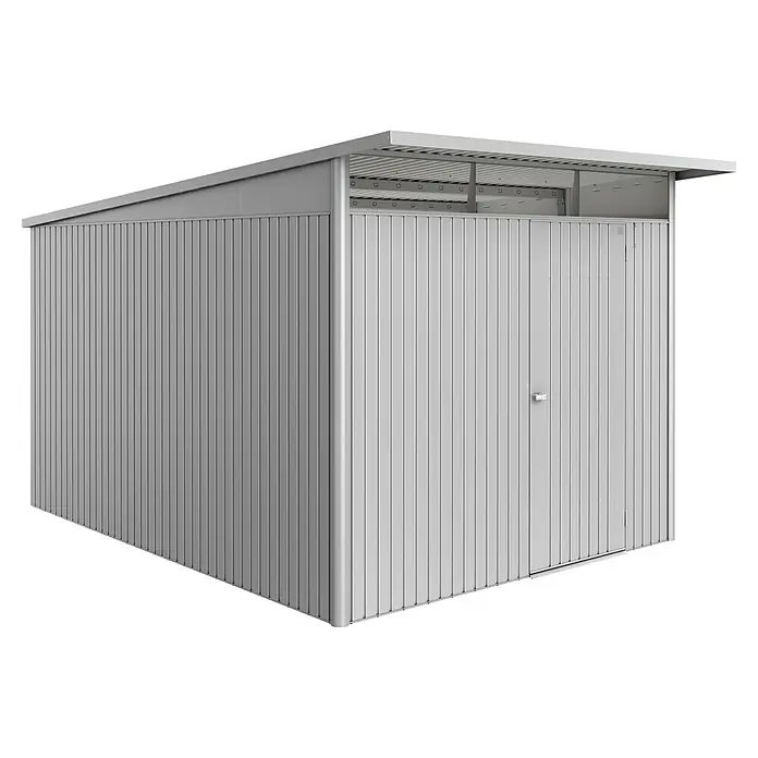 Biohort AvantGarde Gerätehaus Eco A8 - Außenmaß inkl. Dachüberstand (B x T): 260 x 380 cm, Silber Metallic, Einzeltür, Stahl - Diese Aufnahme zeigt ein modernes, graues Gerätehaus mit Doppeltür und einem überdachten Bereich. Ideal für die Gartenaufbewahrung.