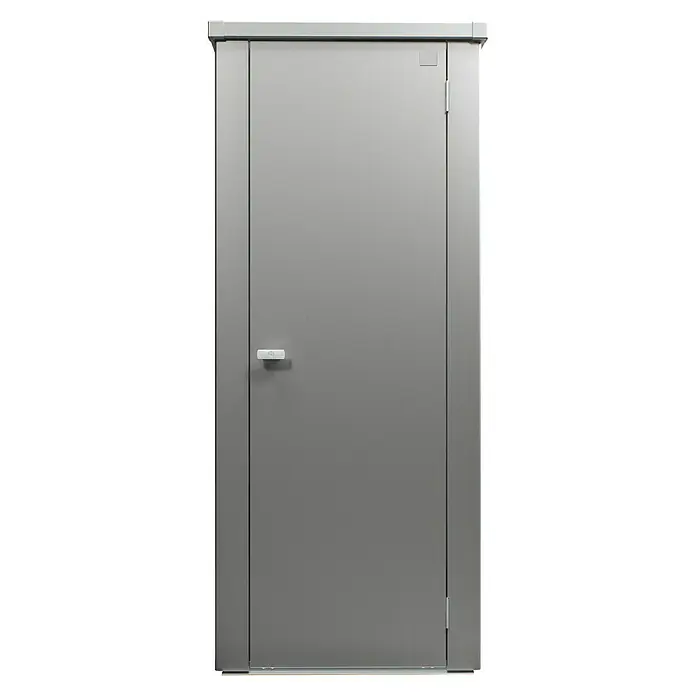 Biohort Julia Geräteschrank - Außenbreite inkl. Dachüberstand: 78 cm, Außentiefe inkl. Dachüberstand: 87 cm, Stahl, Silber Metallic - Graue Tür mit einem silberfarbenen Griff, die für einen modernen und schlichten Look sorgt und sich gut in verschiedene Umgebungen einfügt.