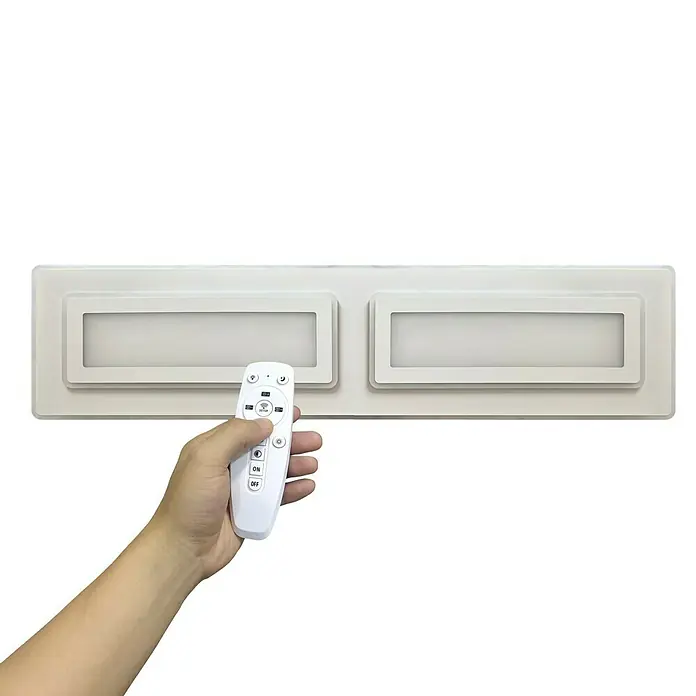 Panaled Plafón LED Katto II - 150 W, L x An x Al: 119,7 x 29,7 x 4 cm, Blanco, Blanco cálido - Primer plano de la lámpara de techo LED con un mando a distancia para un fácil control de la luz, ideal para decoración.