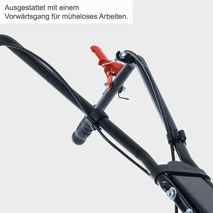 Scheppach Benzinmotorhacke MTP370 - 2,6 kW - Detailaufnahme des Bedienelements eines Motorgeräts, ausgestattet mit Vorwärtsgang für müheloses Arbeiten.