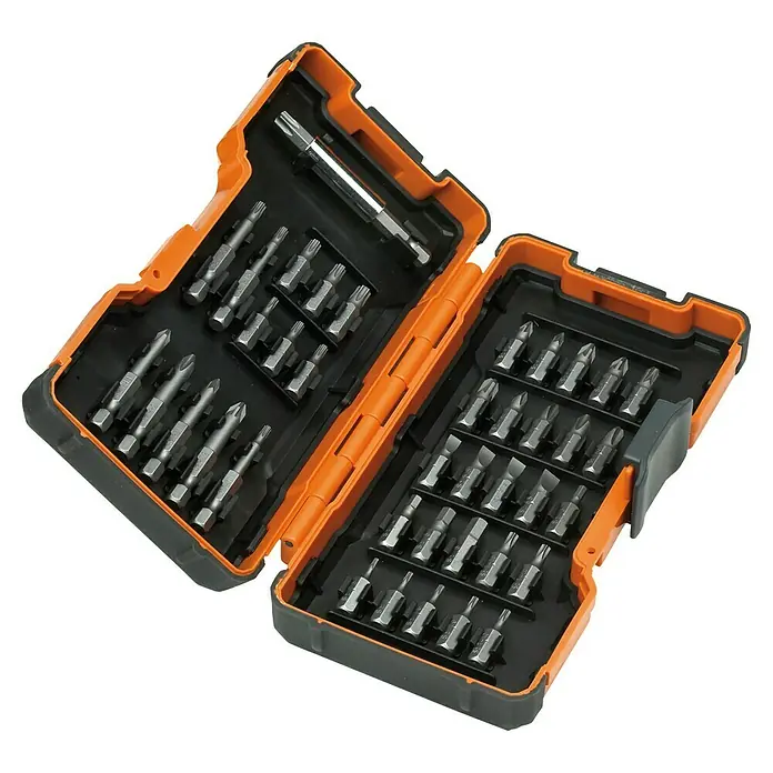 AEG Powertools Bit-Set Coldfire - 40 -tlg. - Ein Set mit verschiedenen Schraubendreher-Bits in einem orangefarbenen und schwarzen Koffer. Perfekt für Heimwerkerprojekte und professionelle Reparaturen.