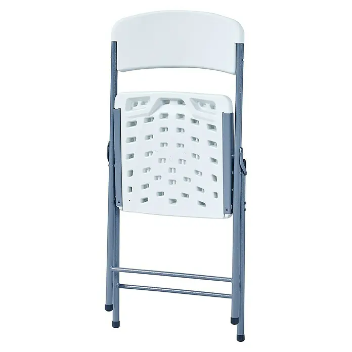 Westerholt Klappstuhl - Stahl, Kunststoff, Klappbar, Weiß, B x T x H: 47,5 x 49,5 x 83 cm - Ansicht eines weißen Klappstuhls. Der Stuhl hat ein Metallgestell und eine Kunststoff-Sitzfläche mit Löchern für Komfort.