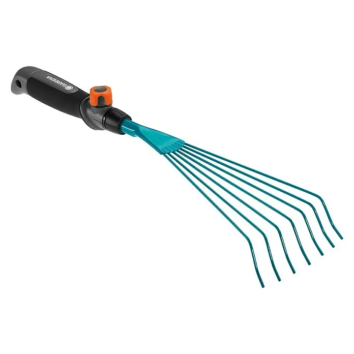 Gardena Combisystem Drahthandfeger - Arbeitsbreite: 12 cm, Edelstahl - Gartengerät: Der Gardena Fächerbesen mit verstellbaren Zinken und ergonomischem Griff ist ideal zum Zusammenkehren von Laub und Gartenabfällen.