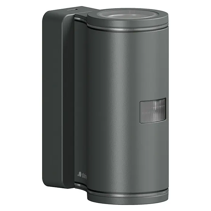 Steinel LED-Sensor-Außenwandleuchte L 940 SC - 14,5 W, L x B x H: 11,5 x 7 x 16 cm, Anthrazit, Warmweiß - Nahaufnahme einer anthrazitfarbenen Steinel-Außenleuchte mit Bewegungsmelder und klarem Lichtaustritt. Elegantes Design für moderne Fassaden.