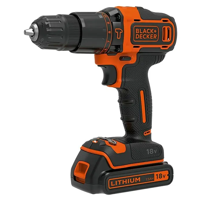 Black+Decker Taladro atornillador percutor de batería BDCHD18KB - 18 V, 2 baterías, 1,5 Ah, 40 Nm - Imagen de un taladro inalámbrico Black+Decker, una práctica herramienta eléctrica para diversos proyectos de bricolaje. Su diseño es en negro y naranja.