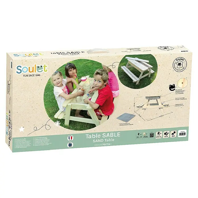 Soulet Kinder-Picknicktisch - L x B x H: 915 x 900 x 500 mm, Holz - Bild eines Soulet Sand Table Spieltisches im Karton mit spielenden Kindern. Ideal für den Garten und Spielplatz.