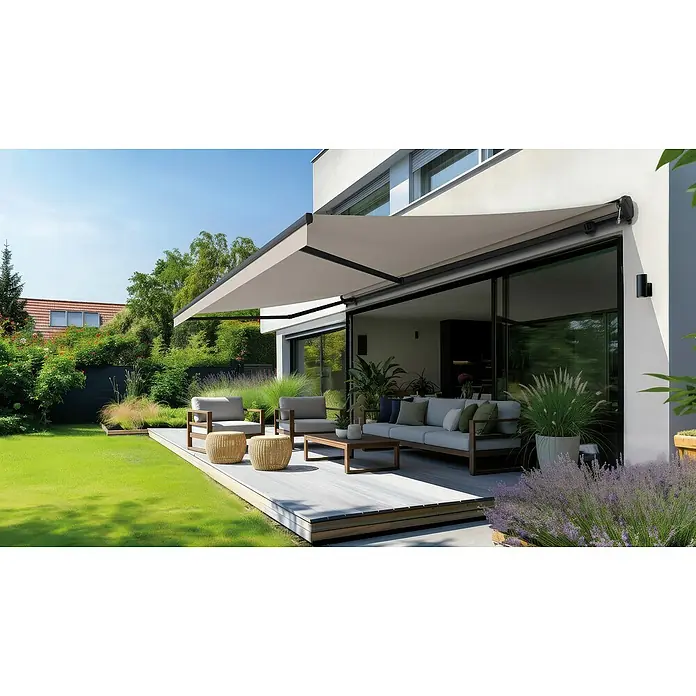 Spettmann Teilhülsenmarkise U387 - Beige, Farbe Gestell: Eisenglimmer matt, Breite: 5 m, Ausfall: 3 m - Elegante Terrassenüberdachung spendet Schatten und Schutz. Die Markise ist ein stilvolles Detail und bietet Komfort im Freien.