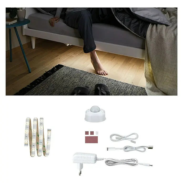 Paulmann LED-Band YourLED Night Comfort Set - 1 m, Warmweiß - Bett mit LED-Beleuchtung und Zubehör. LED-Streifen, Bewegungsmelder, Kabel und Adapter sind aufgeführt. Ideal für das Schlafzimmer.