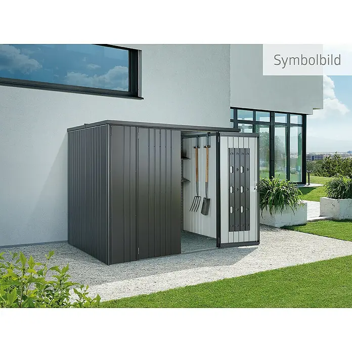 Biohort Geräteschrank - Außenbreite inkl. Dachüberstand: 228 cm, Außentiefe inkl. Dachüberstand: 155 cm, Stahl, Quarzgrau - Abbildung eines modernen Gerätehauses mit geöffneter Tür, das Gartengeräte zeigt.